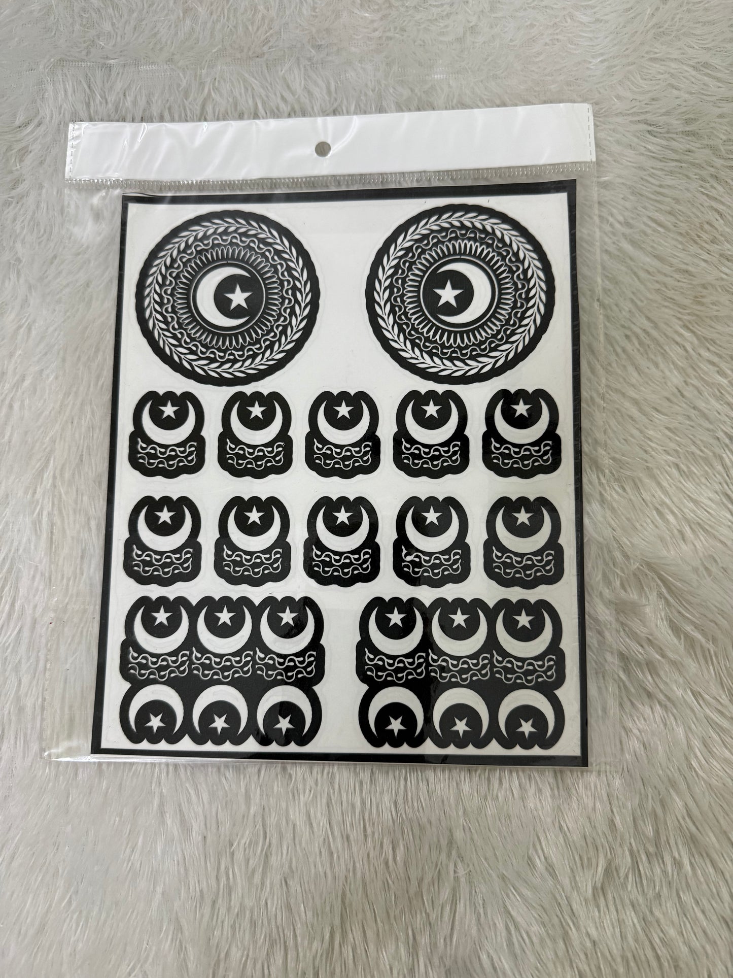 RM102