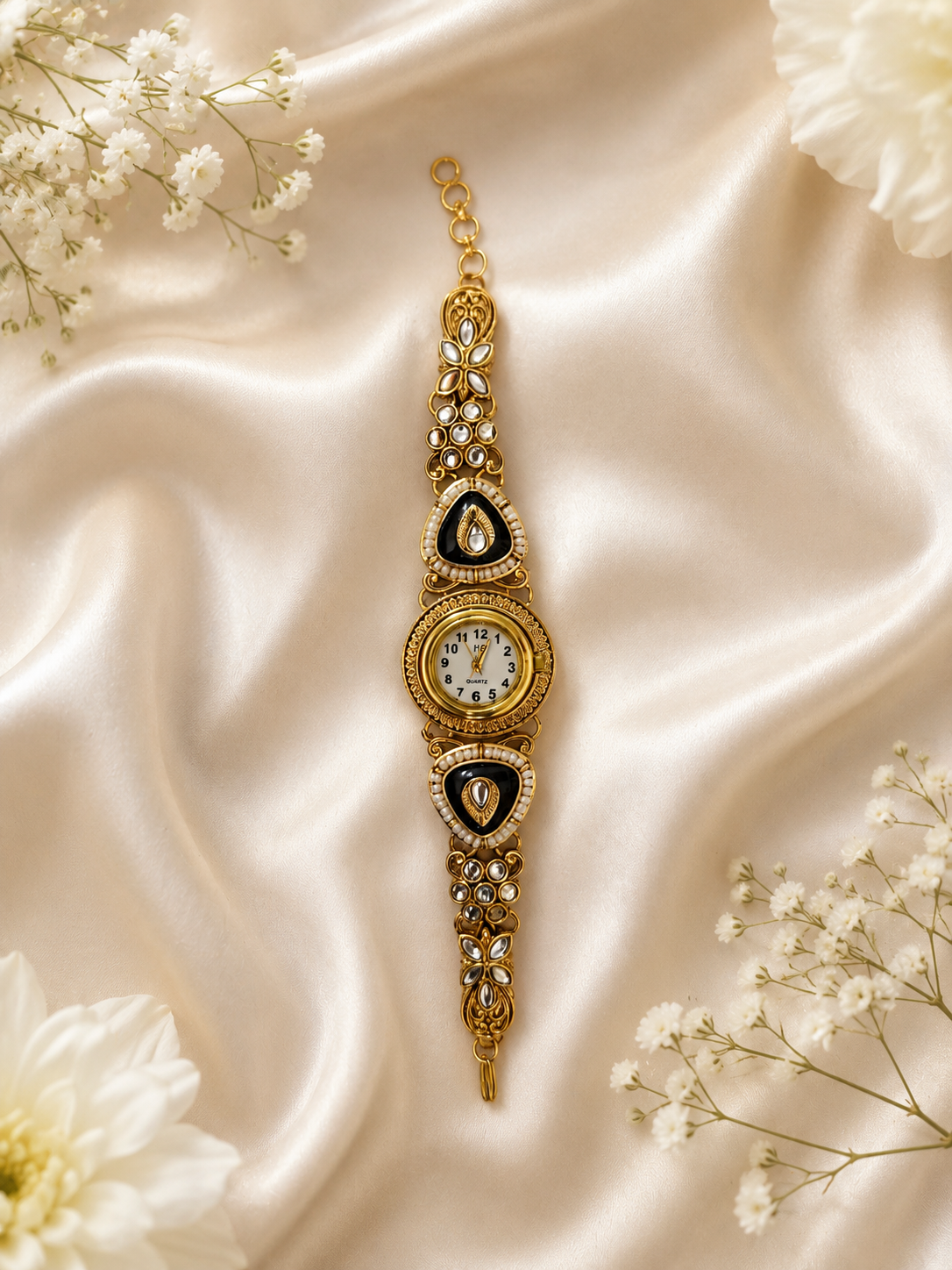 Kundan stone with black enamel